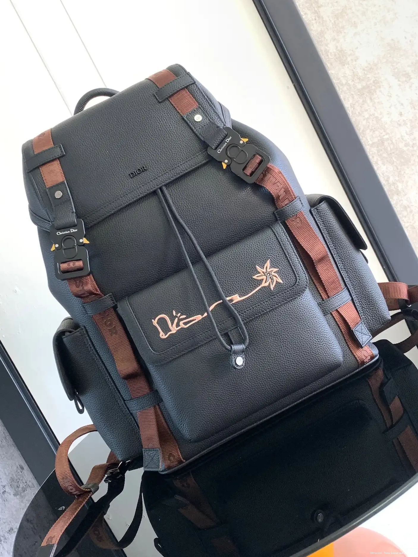 LARGE HIT ROAD THE BACKPACK diro 0531